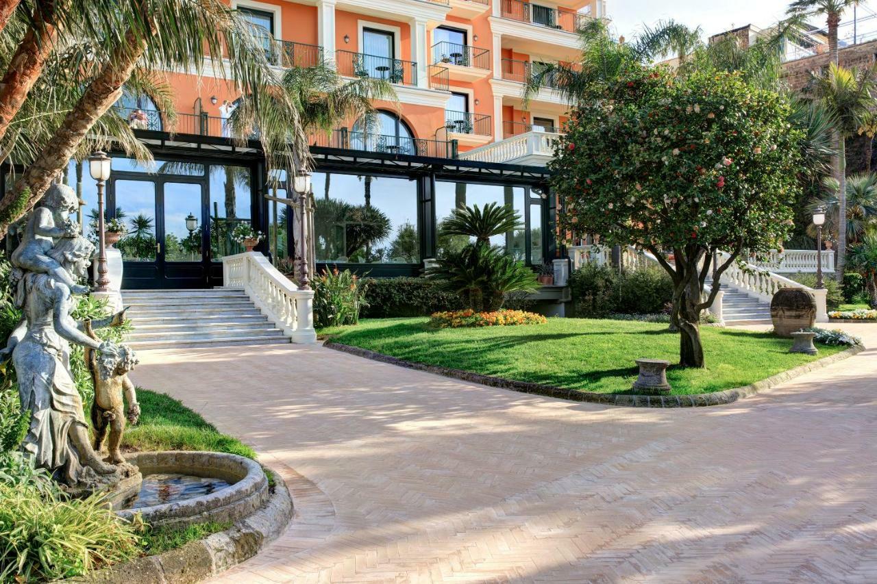 Grand Hotel Royal Sorrento Exterior photo
